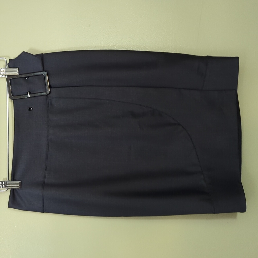 Bebe skirt